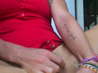 brunette,masturbation,mature,solo,webcam,