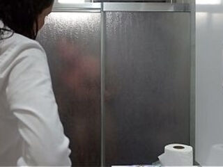 makat,büyük penisli,oral seks,birbirine yaklaşma,köpek stili,ilk defa,kot,orta yaşli seksi kadin,anne,dogal gögüslü,pirsing,duş,daracik amcik,islak,eş,