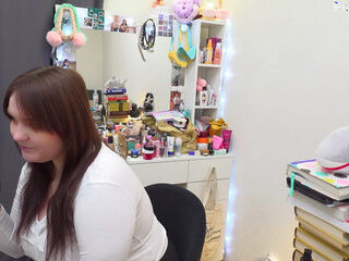 I'm sexually pleasuring a guy who's not in the frame