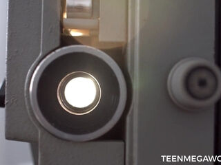 анал,большой член,блондинки,минет,мамаши,худые,маленькие сиськи,молоденькие,секс в троем,игрушки,