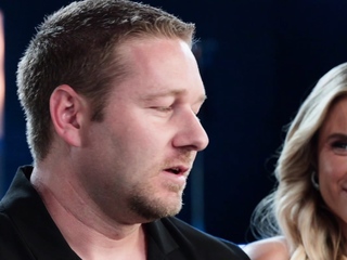 blond,brunette,hardcore,interraciaal,likken,