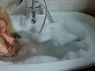 A ordinary douse in the tub for Beenie B with a tiny taunt along the way