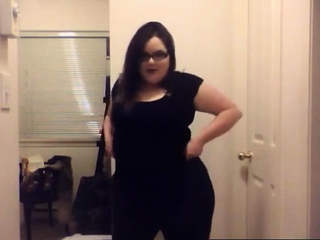 nagytestű,nagy cici,barna nő,molett nő,kövér,érett nő,szóló,webkamera,