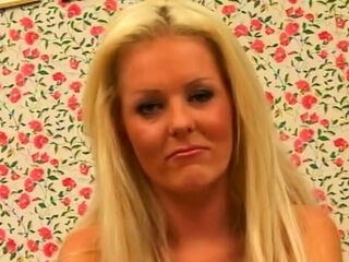 <?tr('ass')?>,<?tr('blonde')?>,<?tr('close up')?>,<?tr('cumshot')?>,<?tr('hardcore')?>,<?tr('milf')?>,
