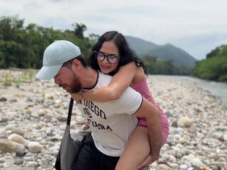 Amateur,anal,Arsch,großer Arsch,Blowjob,Pärchen,Creampie,Sperma im Mund,Kleid,Homemade,Latina,Outdoor,