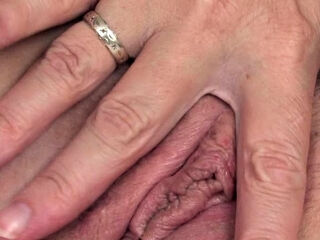 <?tr('big cock')?>,<?tr('cumshot')?>,<?tr('group sex')?>,<?tr('hardcore')?>,<?tr('milf')?>,
