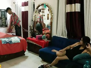 Indian super-fucking-hot milf xxx fuckfest with 18yrs teenager guy! Hindi Sizzling xxx