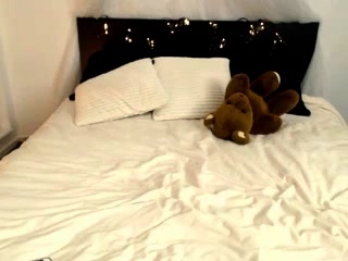 amator,store pupper,brunette,dildo,MILF,solo,