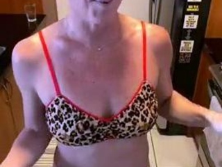 amateur,blonde,granny,solo,webcam,