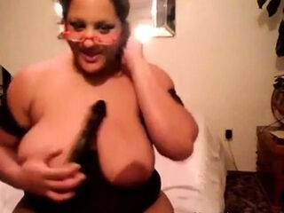<?tr('bbw')?>,<?tr('dildo')?>,<?tr('masturbation')?>,<?tr('milf')?>,<?tr('solo')?>,<?tr('toys')?>,<?tr('webcam')?>,