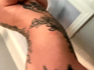 Big boobs milf masturbates with her dildo