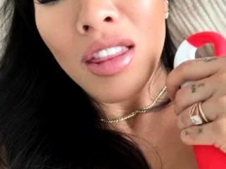 amateur,asian,big boobs,dildo,fetish,japanese,masturbation,milf,nipples,solo,toys,webcam,