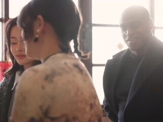 азиаты,большие задницы,большой член,черные,минет,китайцы,стояк,пара,по-собачьи,секс в четвером,групповой секс,межрасовый,мамаши,оргия,от первого лица,на публике,короткие волосы,жена,обмен женами,
