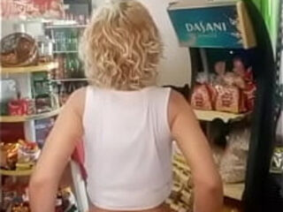 <?tr('blonde')?>,<?tr('milf')?>,