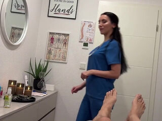 amator,rumpe,skjonnhet,stor pikk,svart,blowjob,bakende,par,sperm i munnen,forste gang,handjobb,sykehus,kone,massasje,medisinsk,MILF,mor,sykepleier,olje,pornostjerne,fra hans synsvinkel,stemor,uniform,vat,hore,kone,